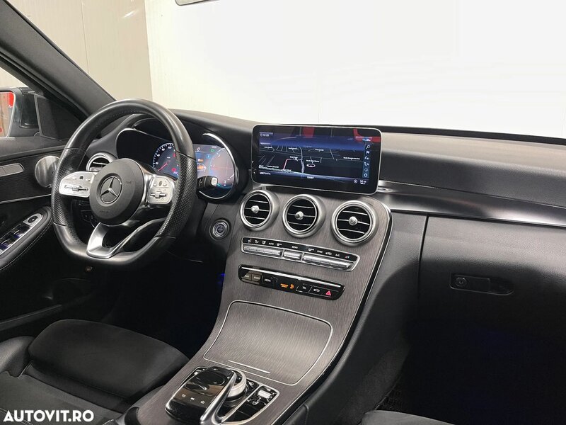 Mercedes-Benz C 220